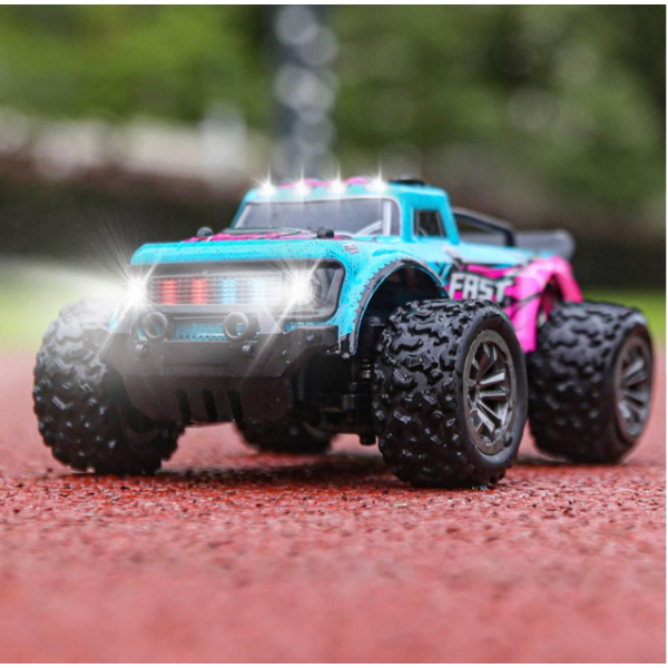 Машинка на радіокеруванні машинка на пульті управління KFplan KF23 1:20 4WD Автомобіль 20 км/год Дрифт 2 АКБ